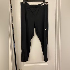 1x Nike pro leggings